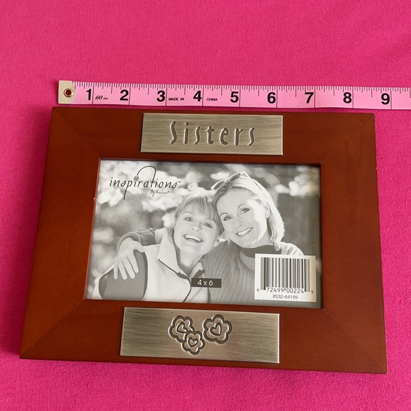 Adorable ‘Sisters’ Photo Frame - Picture 7 of 8